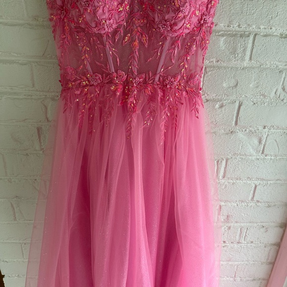Elegant Pink Women’s  Dress - Picture 4 of 9